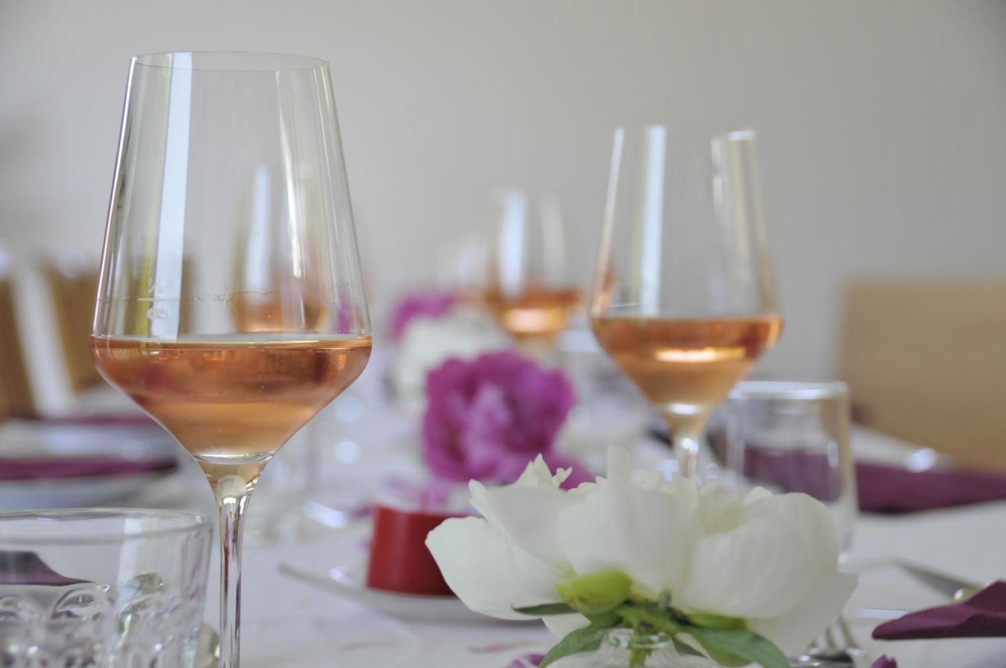 Wein + Bett Wiedeck Stetten エクステリア 写真